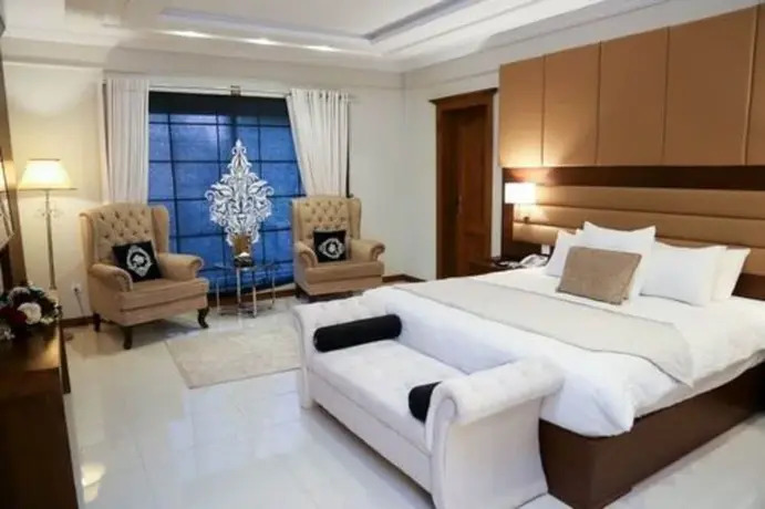 Hotel Beesh Beesh Village
