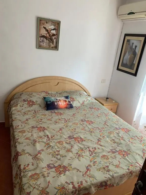 Lovely 2 Bedroom Apartment Beachfront at Mali i Robit