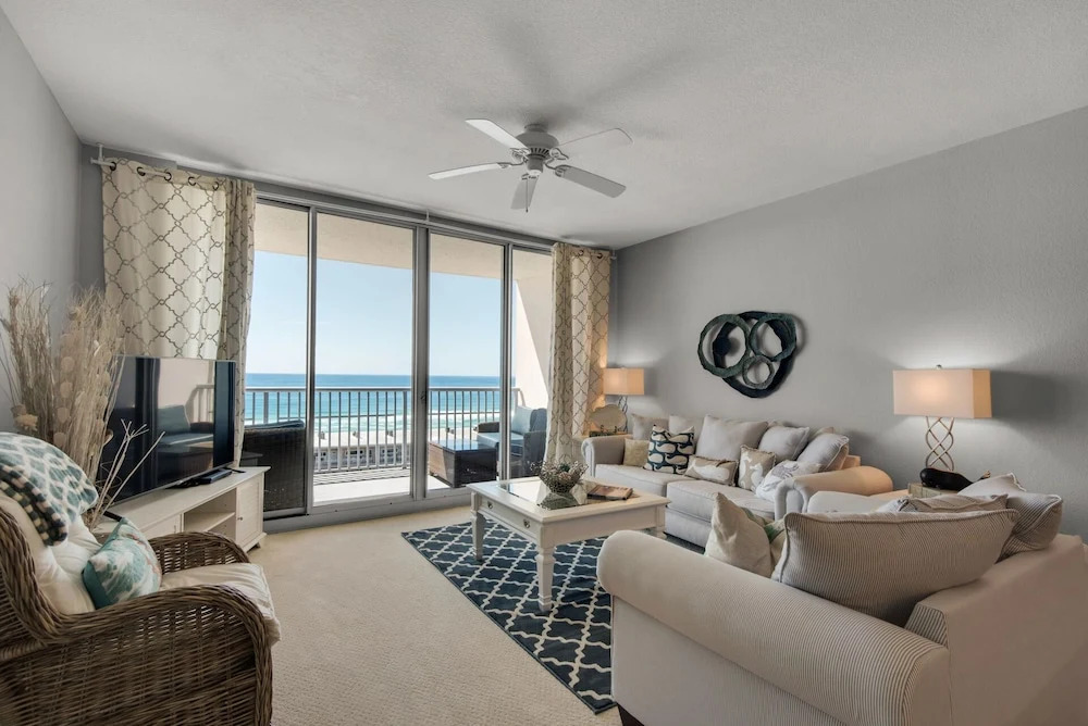 Emerald Dolphin unit 930 - Three Bedroom Condo