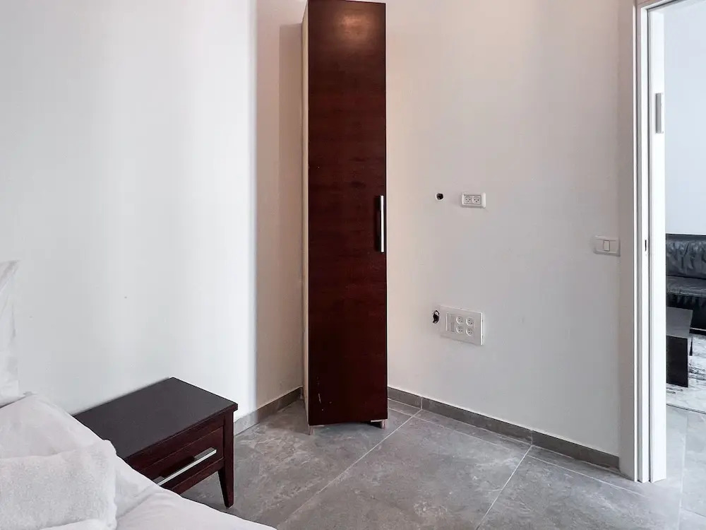 2 BR next to Old City with Patio by FeelHome