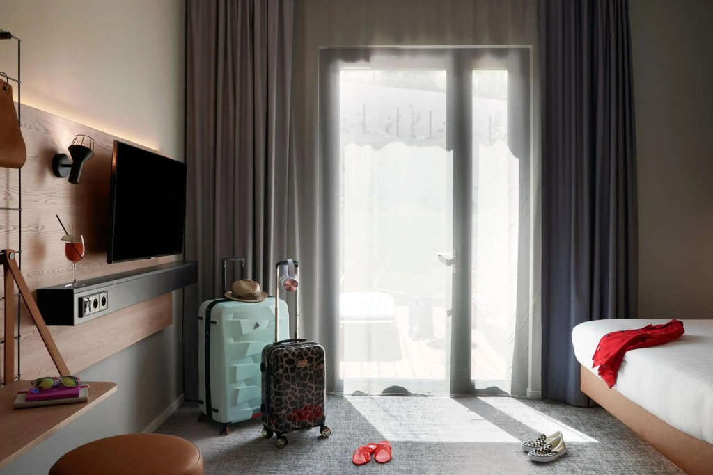 Moxy Antibes Sophia Antipolis