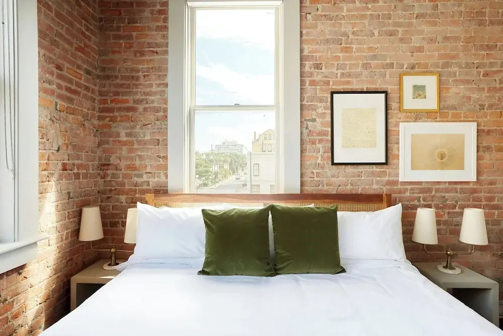 Sonder — Drayton Apartments