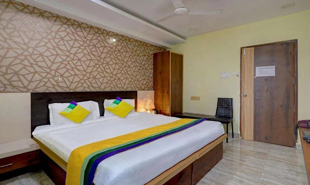 FabHotel Galaxy Shamshabed - Nr, Rajiv Gandhi International Airport