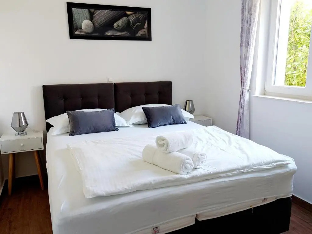 Apartments Nika