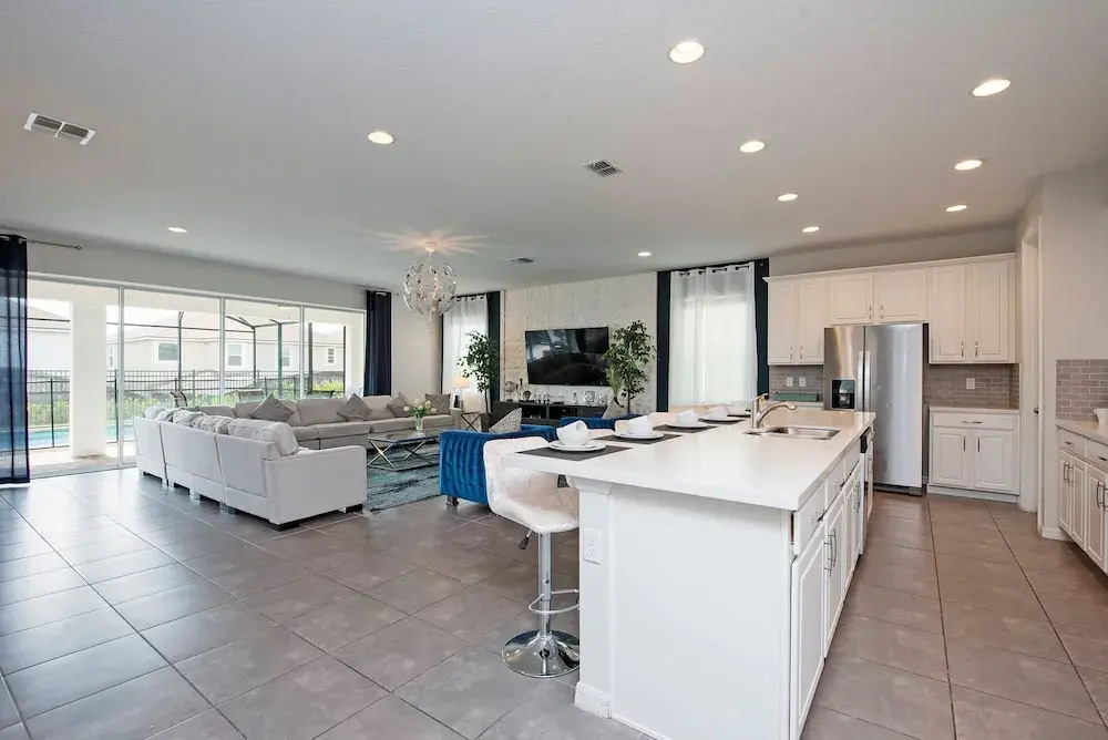 1799 Amazing 9Bd Near Disney