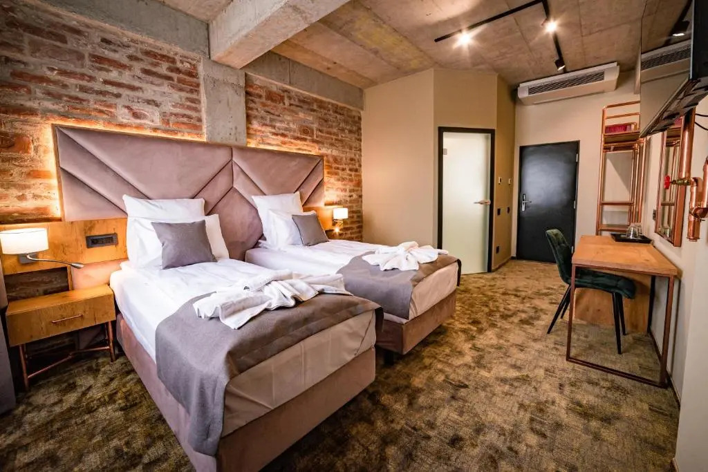 Mustang Boutique Rooms
