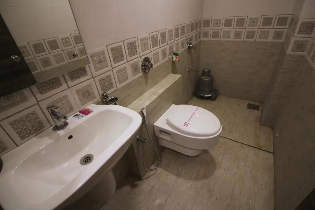 Hotel Vraj Inn