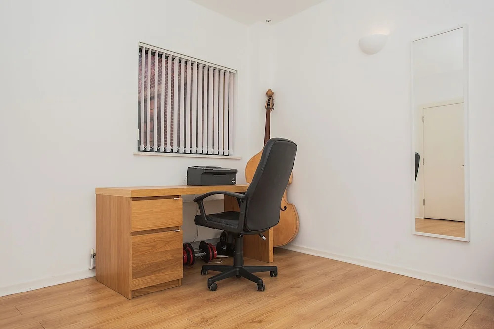 Modern 2 Bedroom Flat In West Ham