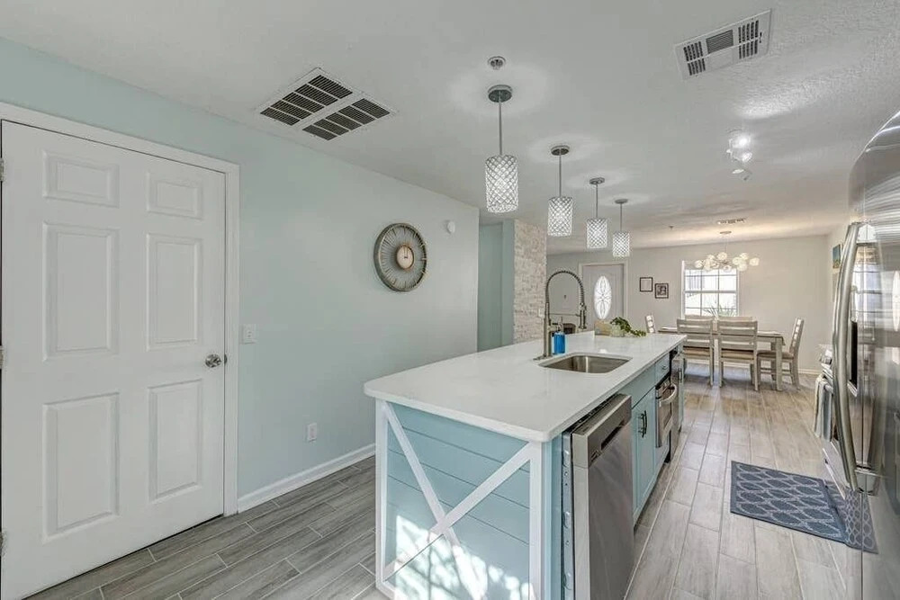 Beach Serenity 3 - Rooftop Deck with Ocean Views