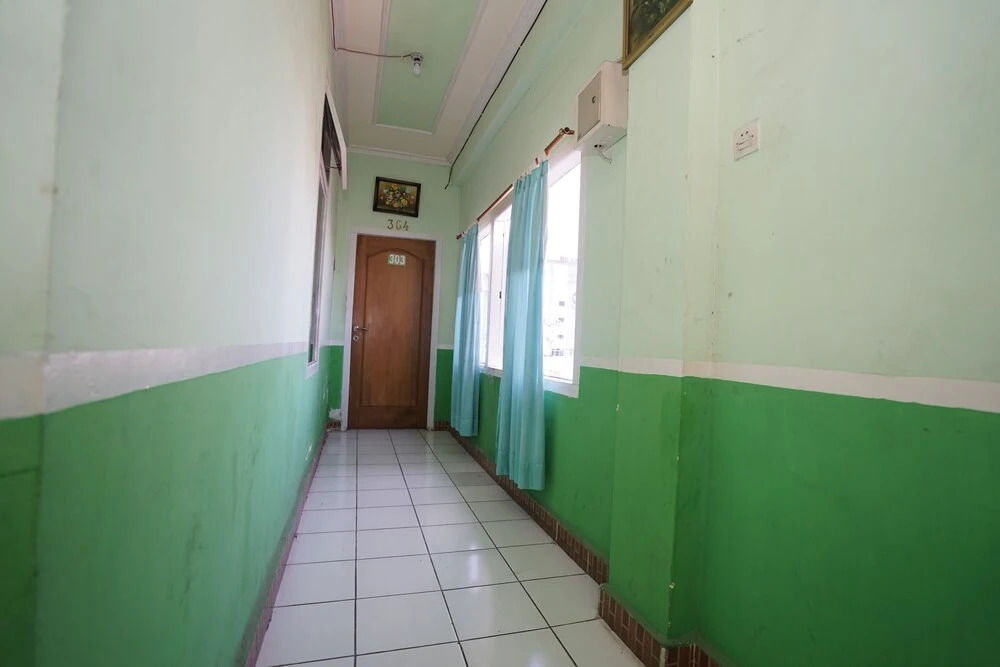 Hotel Dempo Permai by OYO Rooms