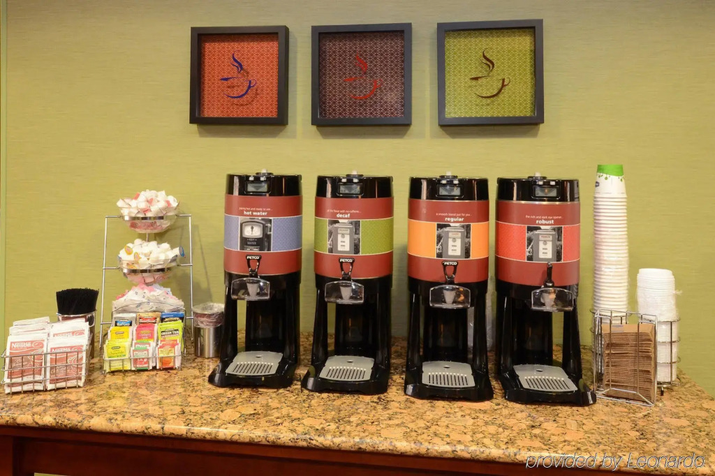 Hampton Inn & Suites Huntersville