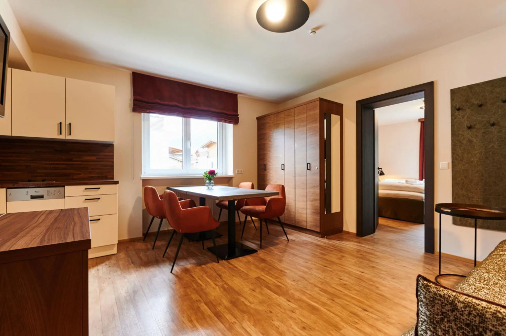EVI Apartments - Louise
