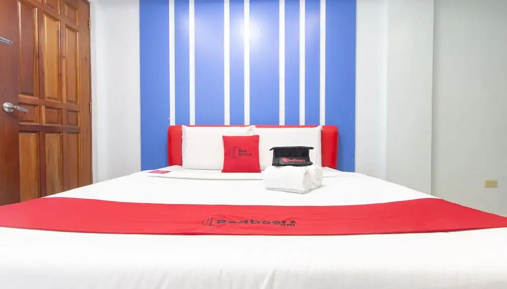 RedDoorz @ DBuilders Rooms Ph2 Taguig
