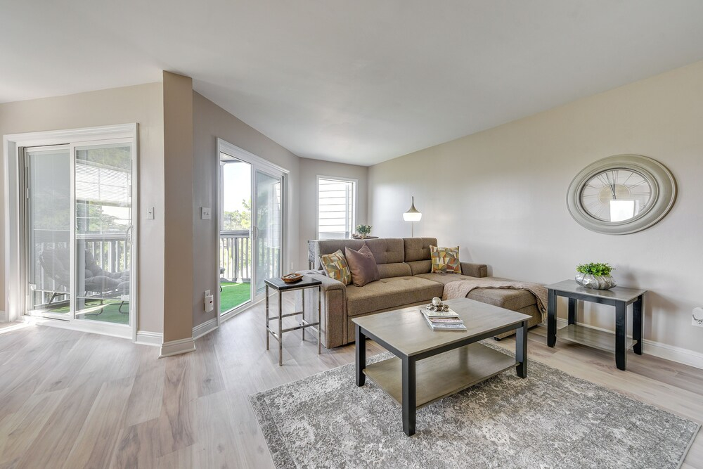 North Myrtle Beach Oasis w/ Community Pool!