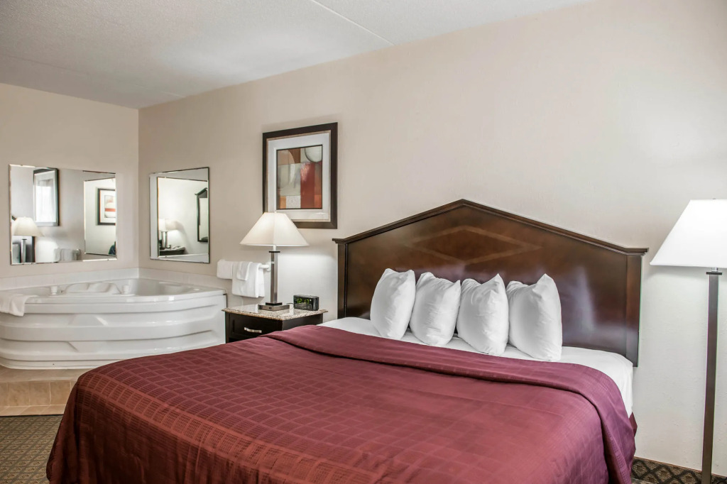 Quality Inn Fort Wayne