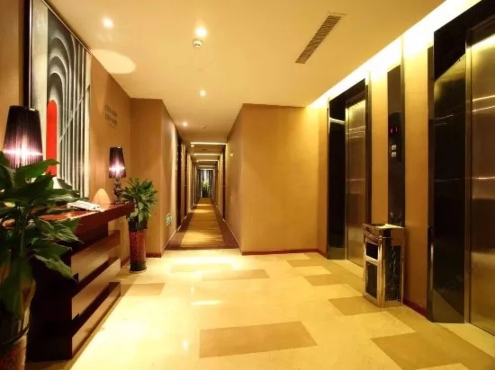 Yiwu Bai Heng Hotel