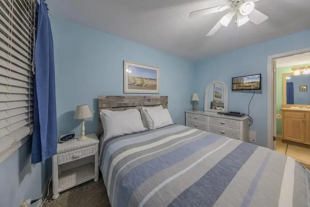 Seaside Beach & Racquet 4311