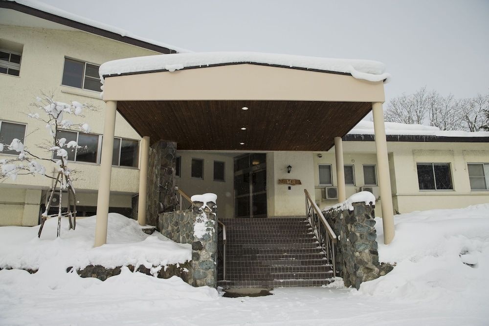 Nomad Hakuba