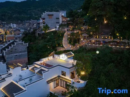 Zhenyuan Jiangshanju · Jiangshang Chunshan Scenic Homestay