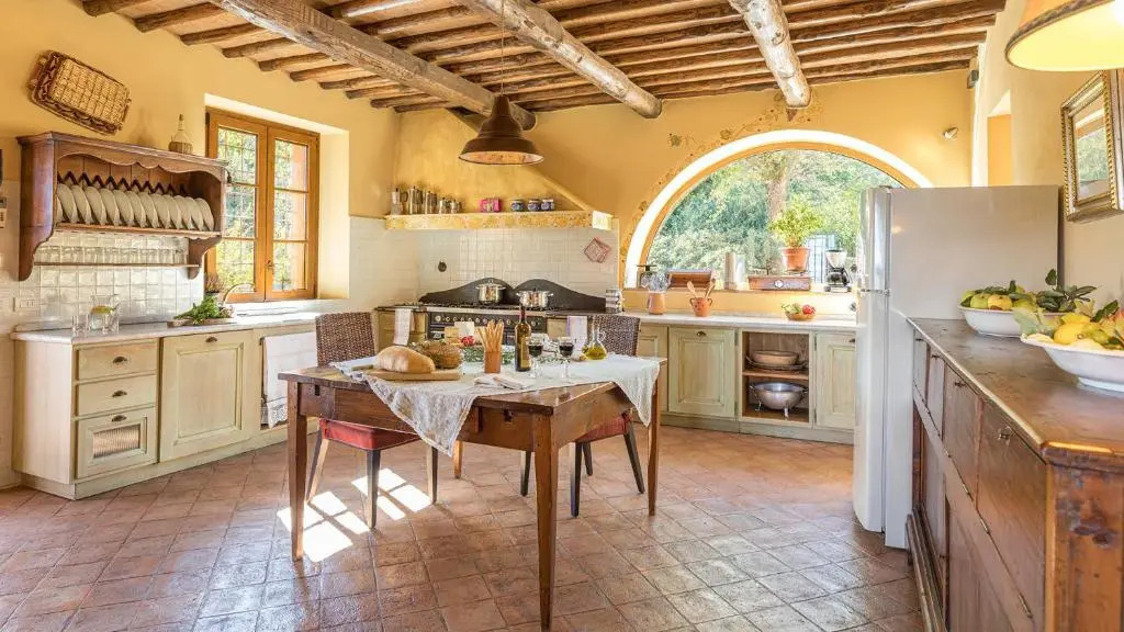 VILLA IL FORAMASSO 10&2, Emma Villas