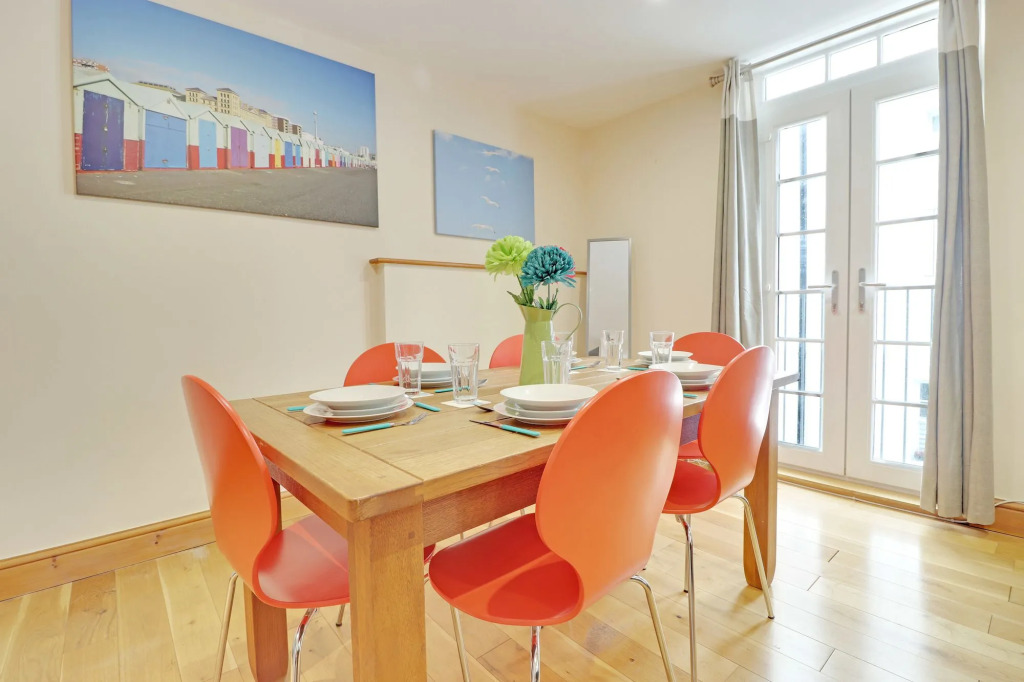 Brighton Getaways - Pebble Mews