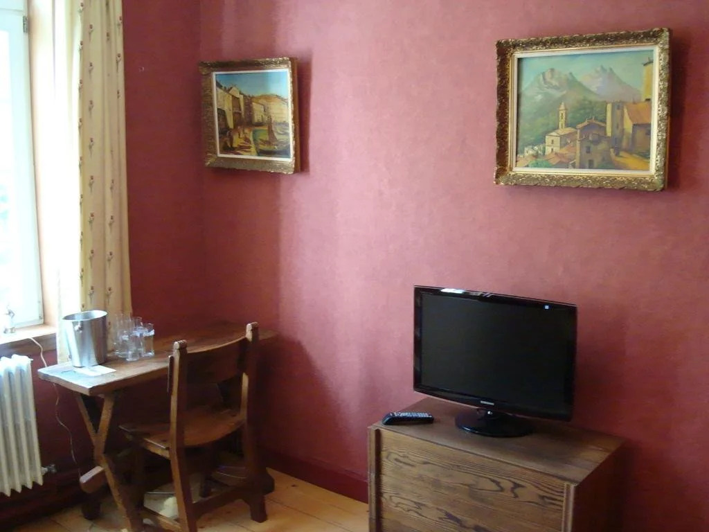 Chateau Bagatelle