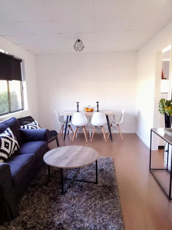 The Husky House 1 bedroom or 2 bedroom or The Husky Studio Suite stayinjervisbay com