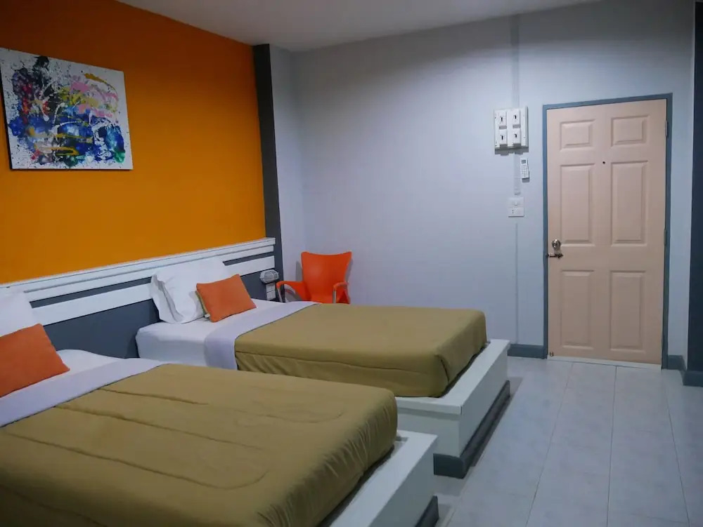 PK Hotel