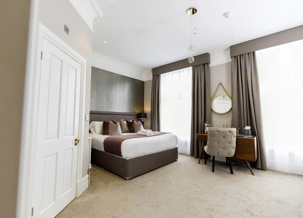 Lanelay Hall Hotel & Spa
