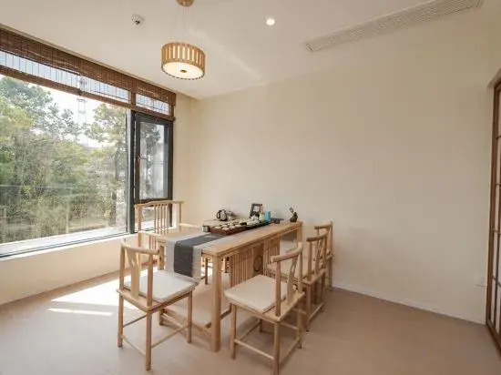 Shanyu Zizai B&B