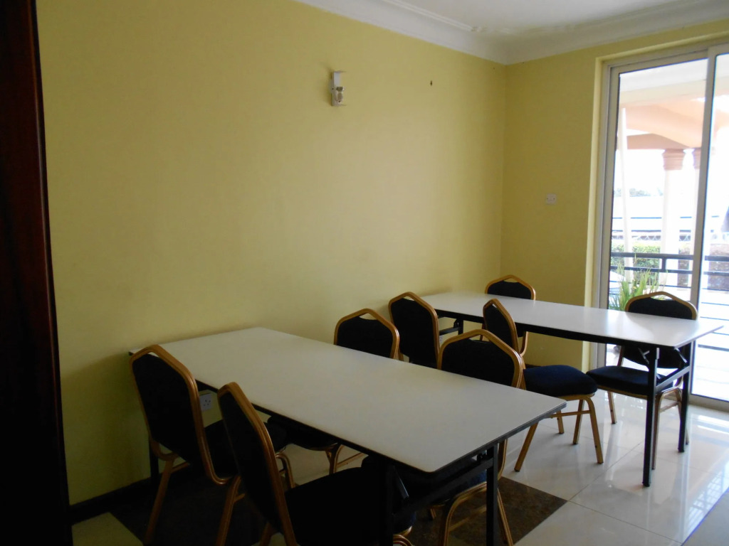 Hotel Royal Nest Entebbe