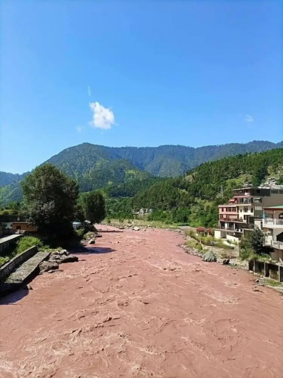 Riveria The Edge Hotel