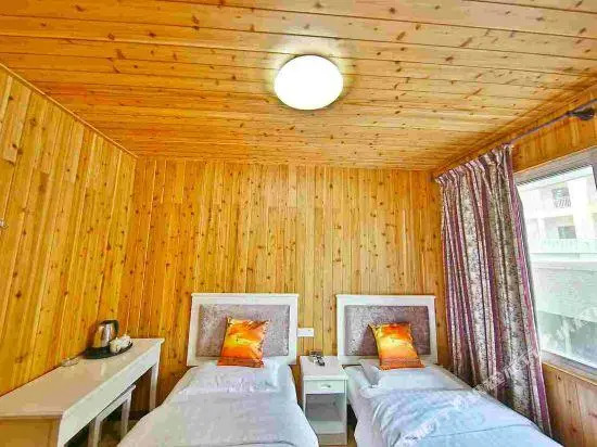 Rushe Inn
