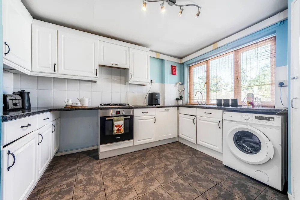 Stylish & Bright 3BR in Headington, Oxford Area