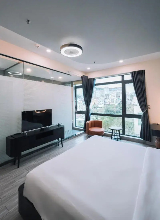 Greenview City Hotel
