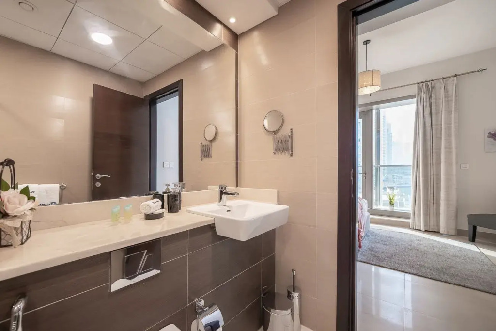 Stunning flat with balcony in Sparkle Tower