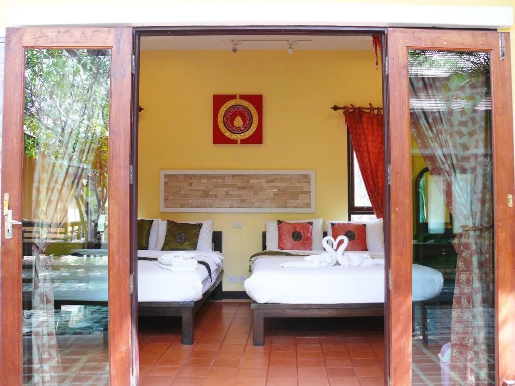 Pranburi Noy Resort