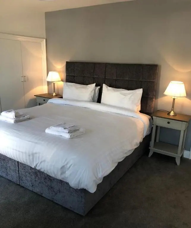 Queen Street Apartments