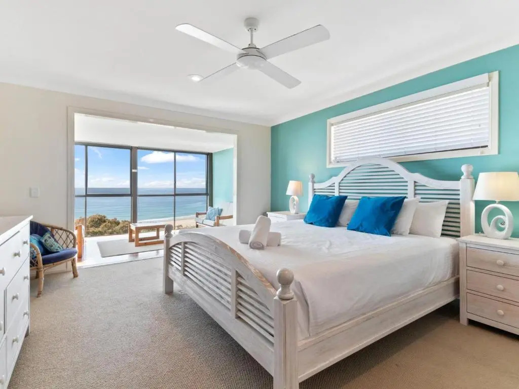 Belle Vue Beach House by Discover Stradbroke