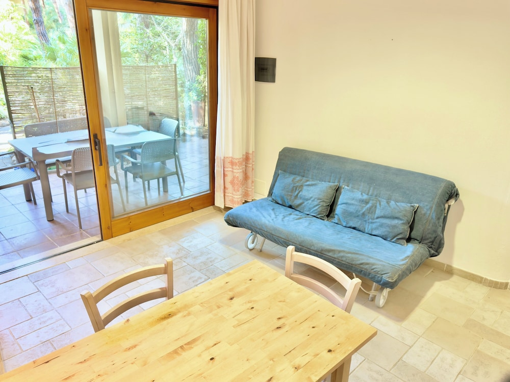 Residence with swimming pool in Santa Margherita di Pula