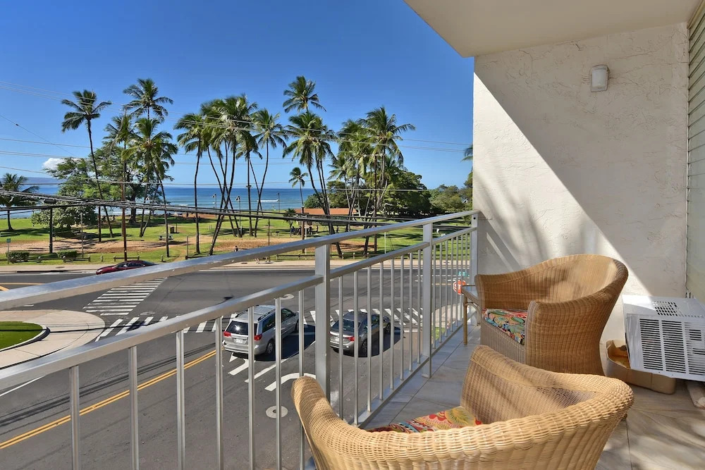 Island Surf 306 condo