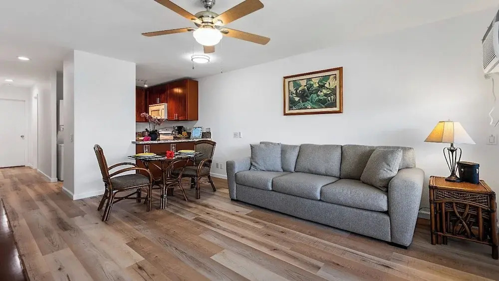 Updated Top Floor - Ocean View - Pool! - Vrkcv