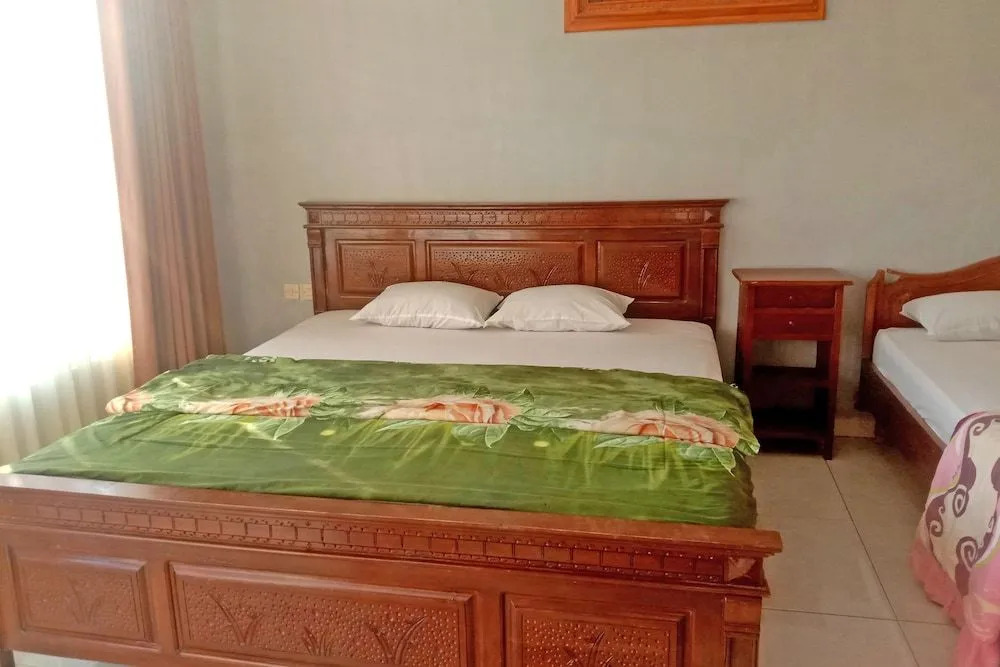 Puri Karimunjawa RedPartner