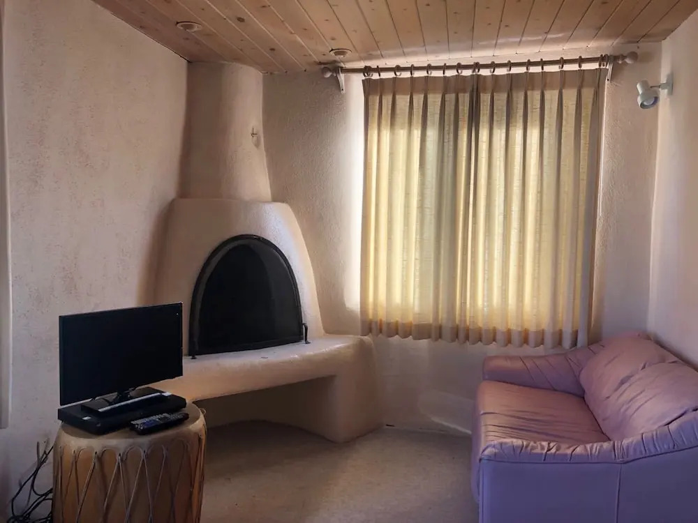 Taos Country Inn