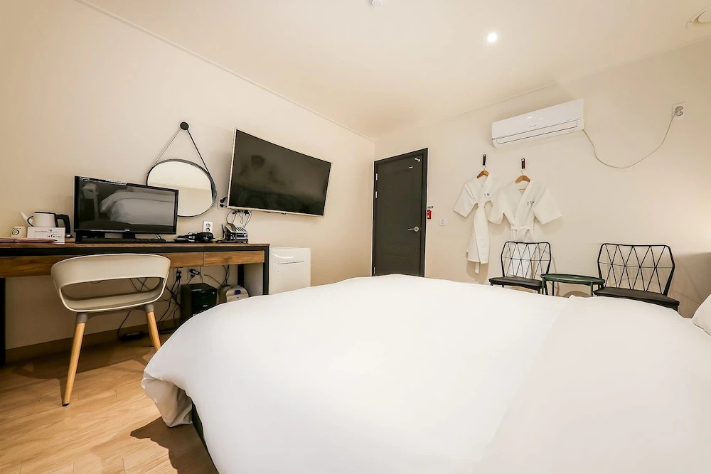 Cheonan City Hotel