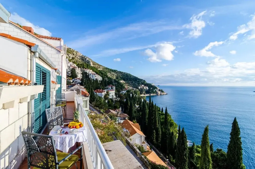 Villa Adrian - Six Bedroom Villa With Swimming Pool and Sea View ID Direct Booker 3663