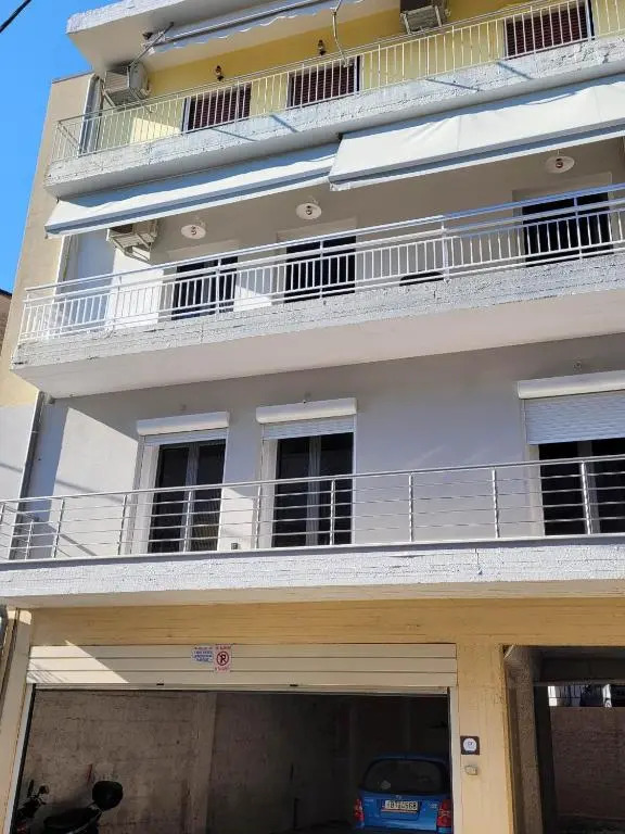 Alyvia Central Apartment 2