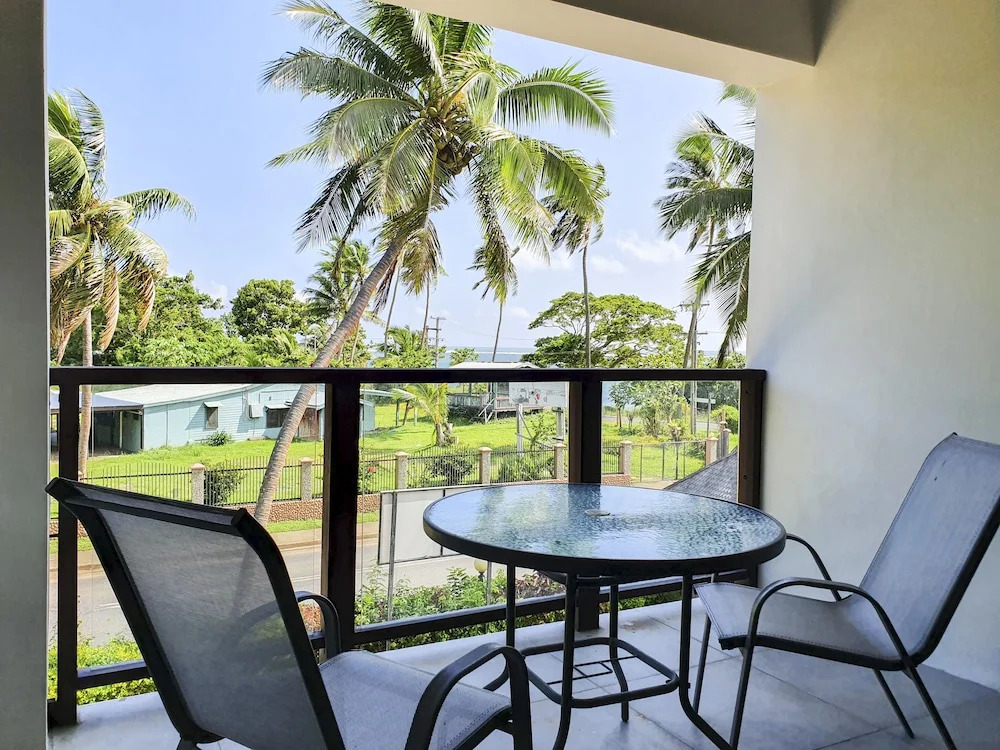 Ramada Suites By Wyndham Seafront Coral Coast