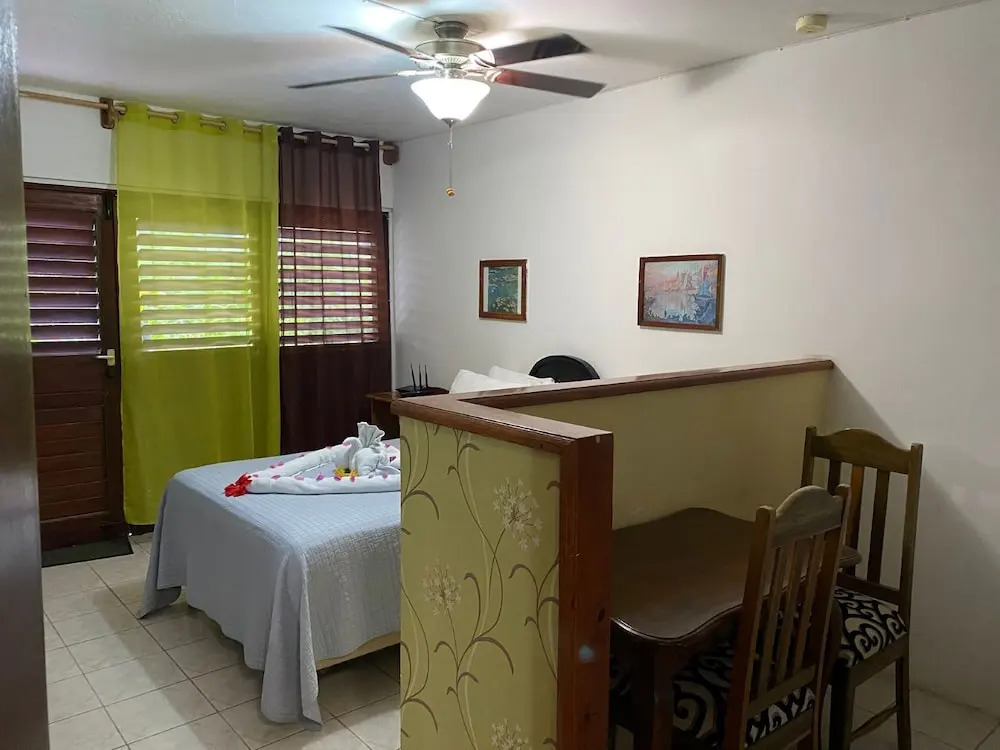 Firefly Beach Cottages