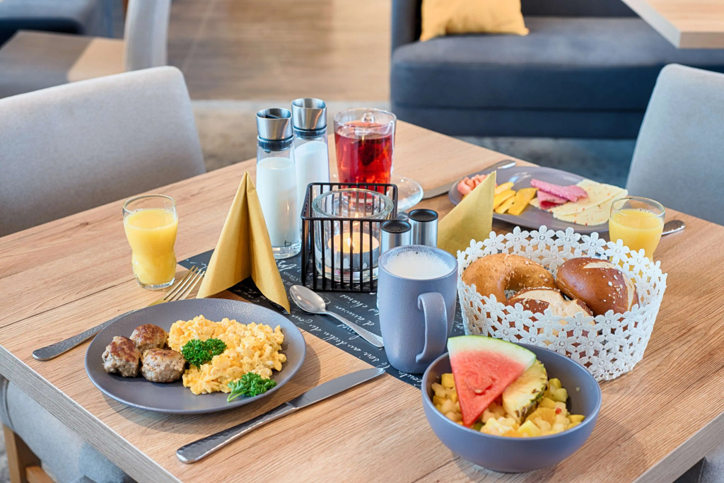 LOGINN Hotel Stuttgart Zuffenhausen